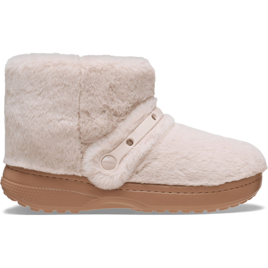 Women Classic Unfurgettable Boot | Crocs